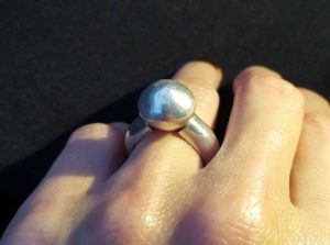 Large ball ring