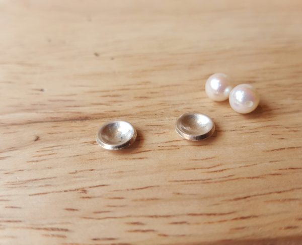 Pearl earrings process