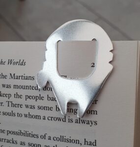 Millennium Falcon bookmark