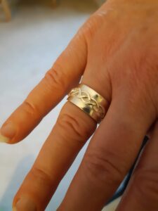 Sterling silver Celtic ring