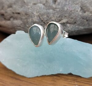 Aquamarine cabochon stud earrings